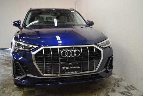2025 Audi Q3 45 S line Premium Plus