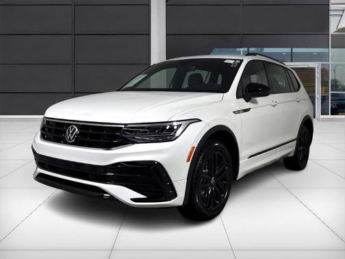 2022 Volkswagen Tiguan 2.0T SE R-Line Black 4MOTION
