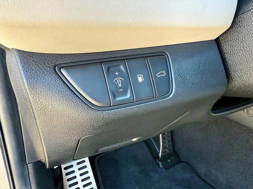 2022 Genesis G70 3.3T