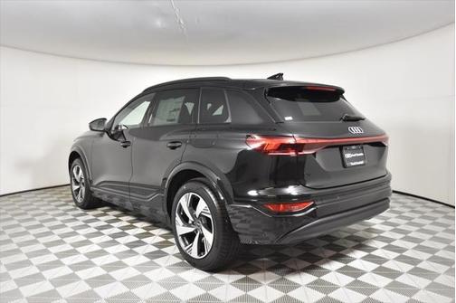 2025 Audi Q6 e-tron Premium