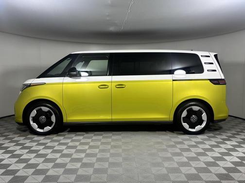 2025 Volkswagen ID. Buzz Pro S Plus