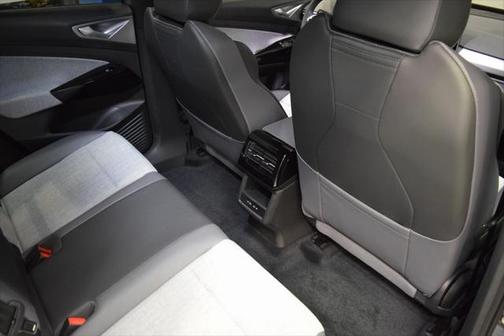 2025 Volkswagen ID.4 Pro