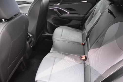 2025 Volkswagen Tiguan 2.0T SE 4MOTION