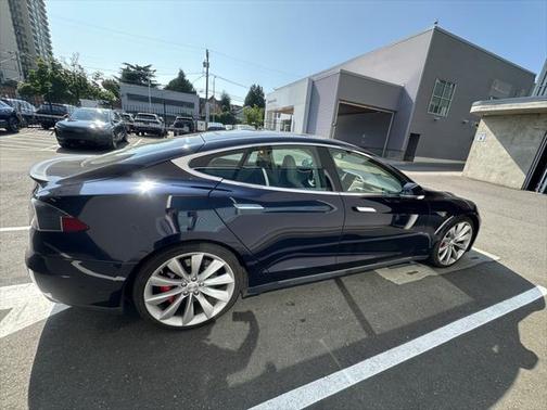 2013 Tesla Model S Performance