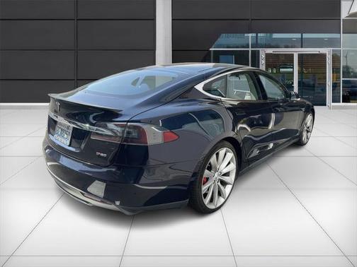 2013 Tesla Model S Performance