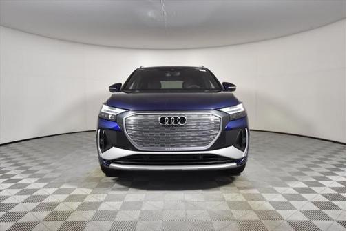 2025 Audi Q4 e-tron Prestige