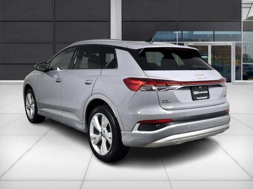 2023 Audi Q4 e-tron Prestige