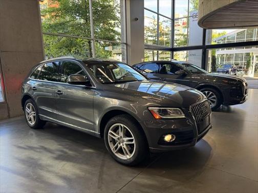 2017 Audi Q5 2.0T Premium Plus