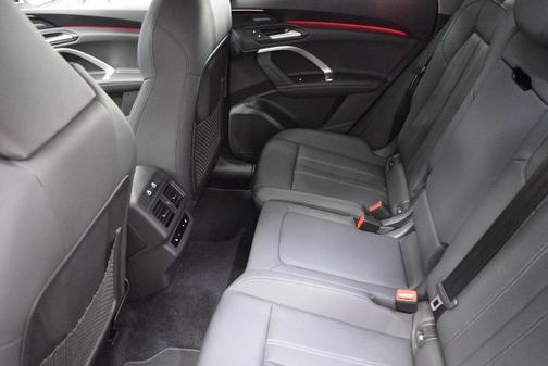 2025 Audi Q5 2.0T Prestige