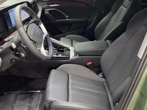 Green Metallic 2026 Audi Q5 2.0T Prestige