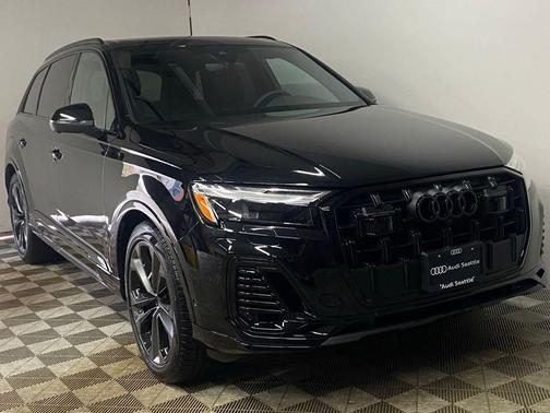 Black Metallic 2026 Audi Q7 55 Premium Plus