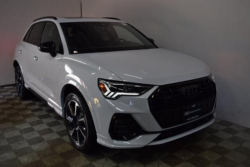 2025 Audi Q3 45 S line Premium Plus