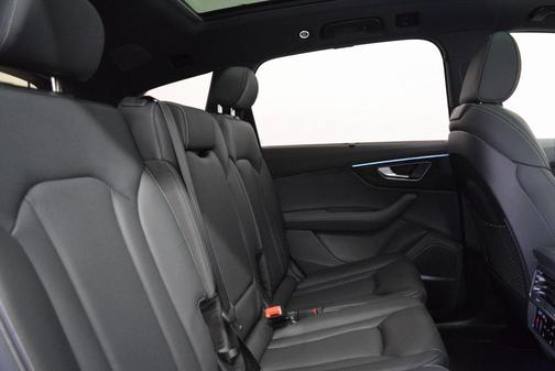 2025 Audi Q7 55 Prestige