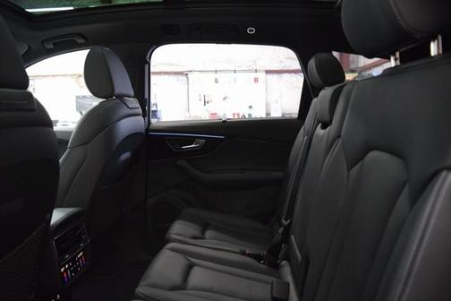 2025 Audi Q7 55 Prestige