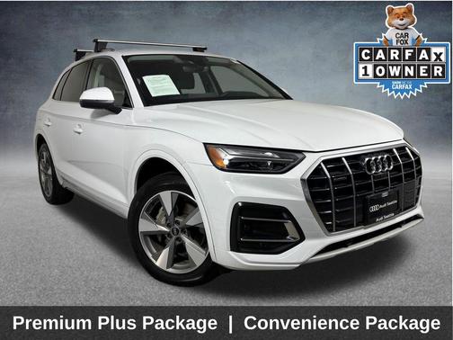 Glacier White Metallic 2023 Audi Q5 40 Premium Plus
