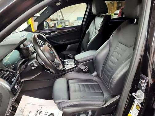 2021 BMW X4 xDrive30i