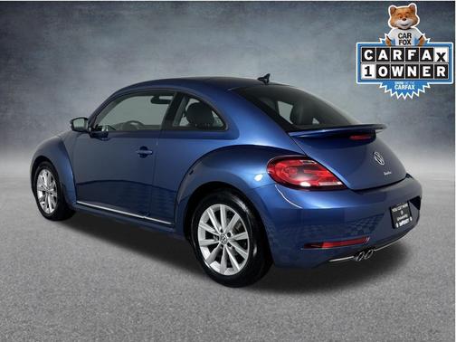2017 Volkswagen Beetle 1.8T SE