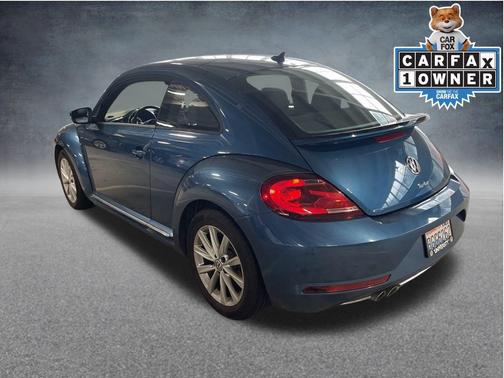 2017 Volkswagen Beetle 1.8T SE