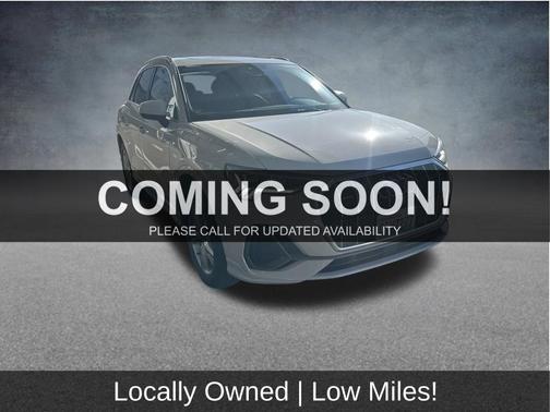 Glacier White Metallic 2024 Audi Q3 45 S line Premium Plus