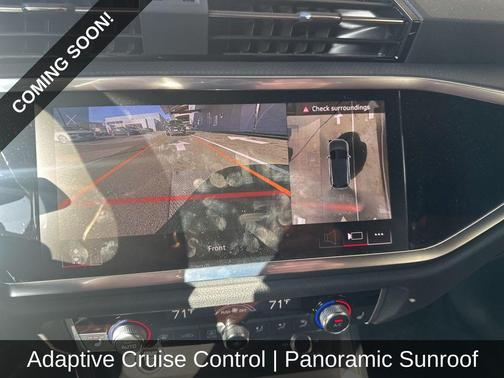 Glacier White Metallic 2024 Audi Q3 45 S line Premium Plus