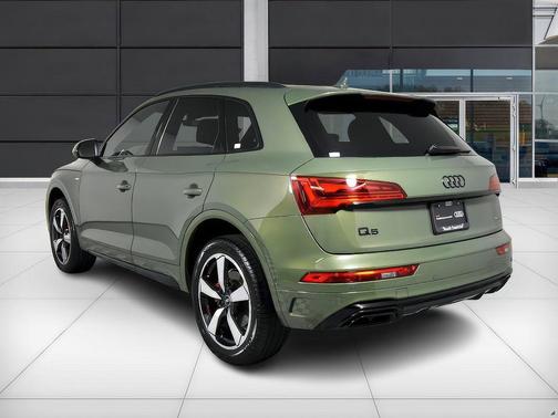 2024 Audi Q5 45 S line Prestige