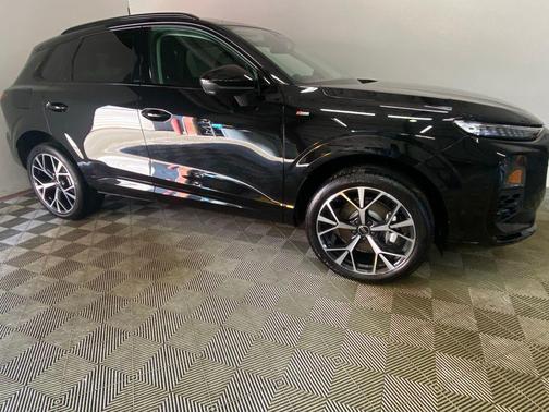 Black Metallic 2026 Audi Q3 S line