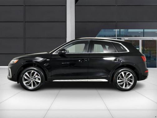 2024 Audi Q5 45 S line Premium