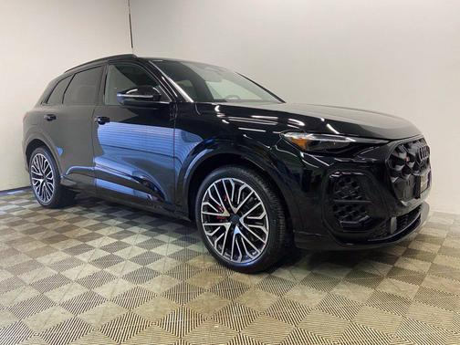 Black Metallic 2026 Audi SQ5 3.0T Prestige