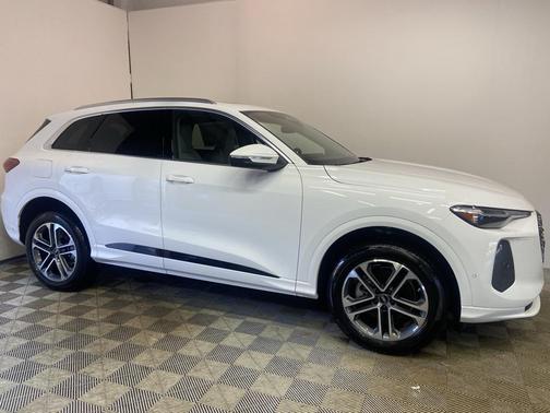 2025 Audi Q5 2.0T Premium Plus