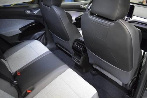 2025 Volkswagen ID.4 Pro