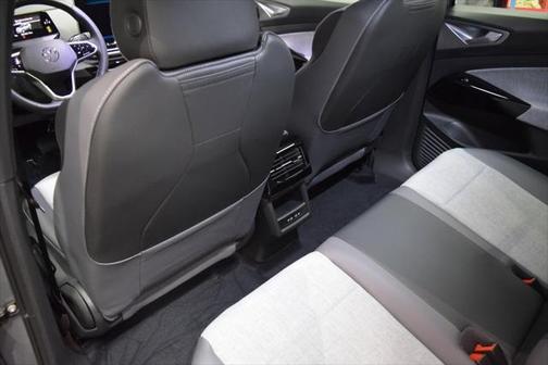 2025 Volkswagen ID.4 Pro