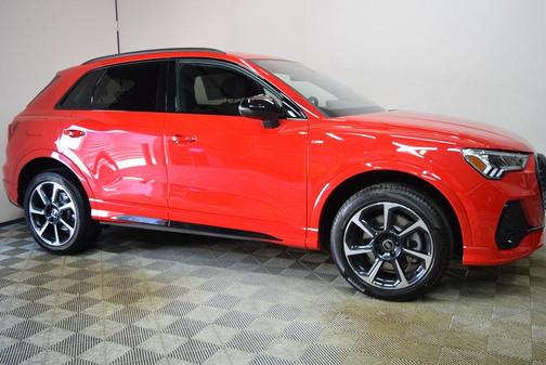 2025 Audi Q3 45 S line Premium Plus
