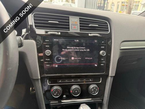 2018 Volkswagen Golf GTI 2.0T S 4-Door