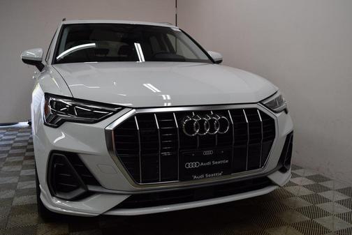 2025 Audi Q3 45 S line Premium Plus