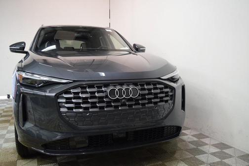 2025 Audi Q5 2.0T Premium Plus