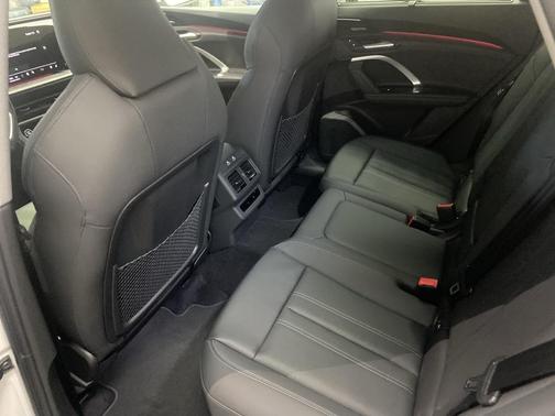 2025 Audi Q5 2.0T Premium Plus