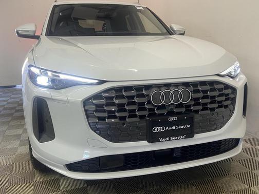 2025 Audi Q5 2.0T Premium Plus