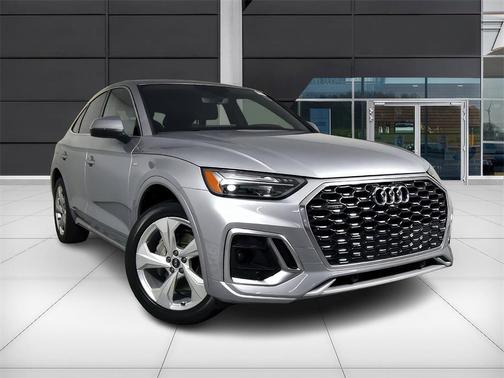 2023 Audi Q5 45 S line Premium Plus