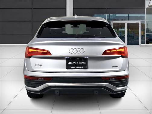 2023 Audi Q5 45 S line Premium Plus