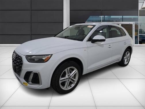 2022 Audi Q5 e 55 S line Premium Plus
