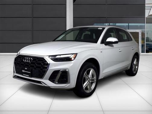 2022 Audi Q5 e 55 S line Premium Plus