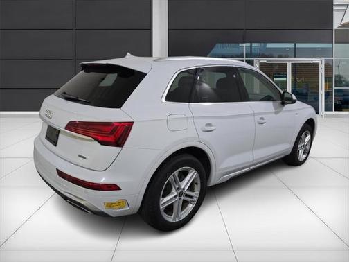 2022 Audi Q5 e 55 S line Premium Plus