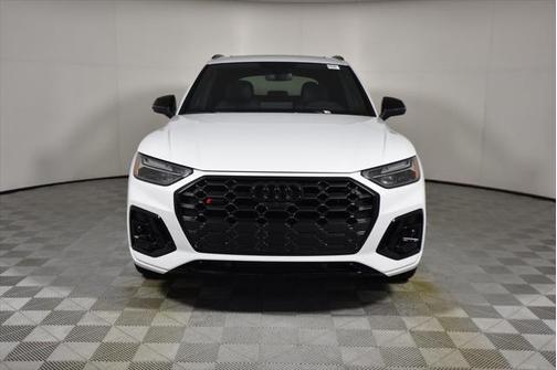 2025 Audi SQ5 3.0T Premium Plus