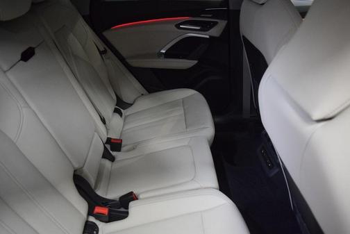 2025 Audi Q5 2.0T Prestige