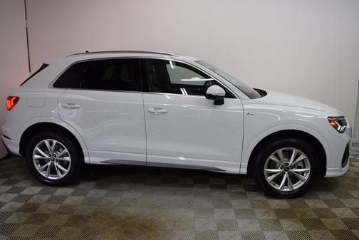 2025 Audi Q3 45 S line Premium Plus
