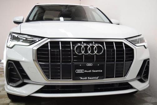 2025 Audi Q3 45 S line Premium Plus