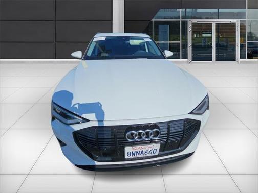 2021 Audi e-tron Premium
