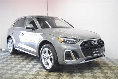 2025 Audi Q5 55 S line Premium Plus