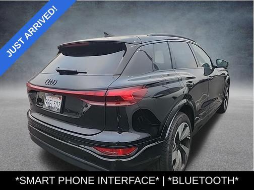 2025 Audi Q6 e-tron Premium Plus