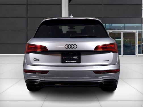 2024 Audi Q5 45 S line Premium Plus